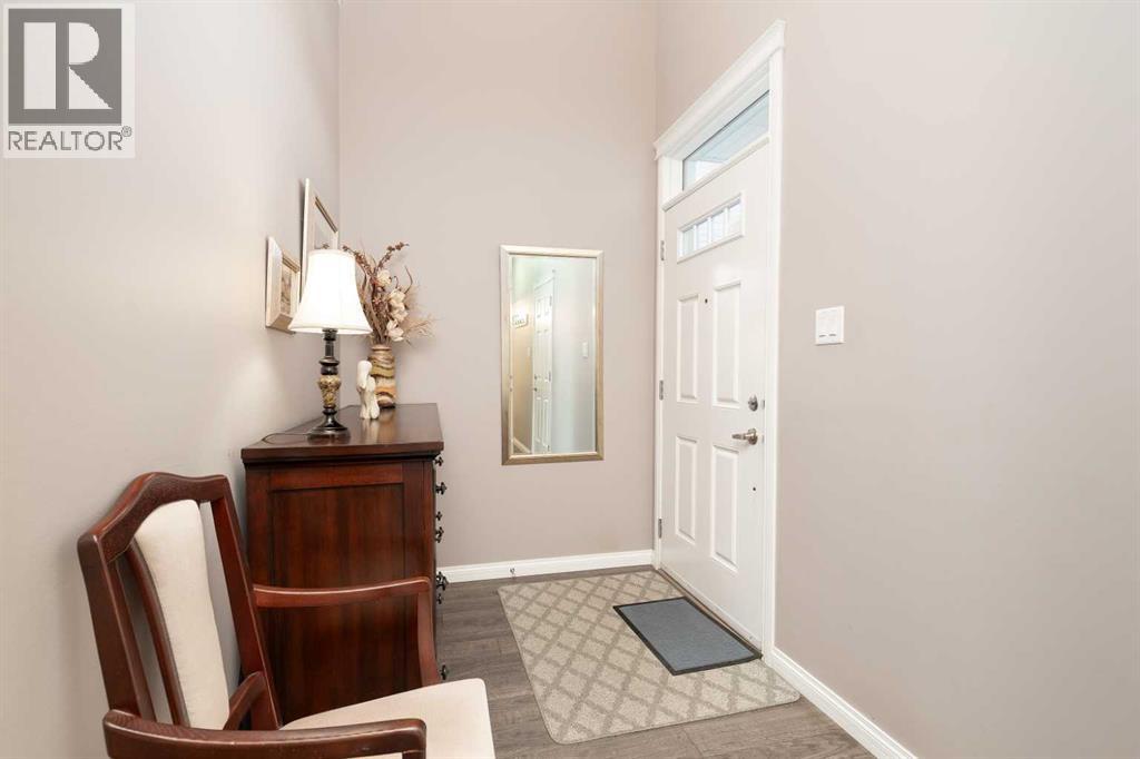 753 Twinriver Loop W, Lethbridge, Alberta  T1J 5E1 - Photo 3 - A2279194