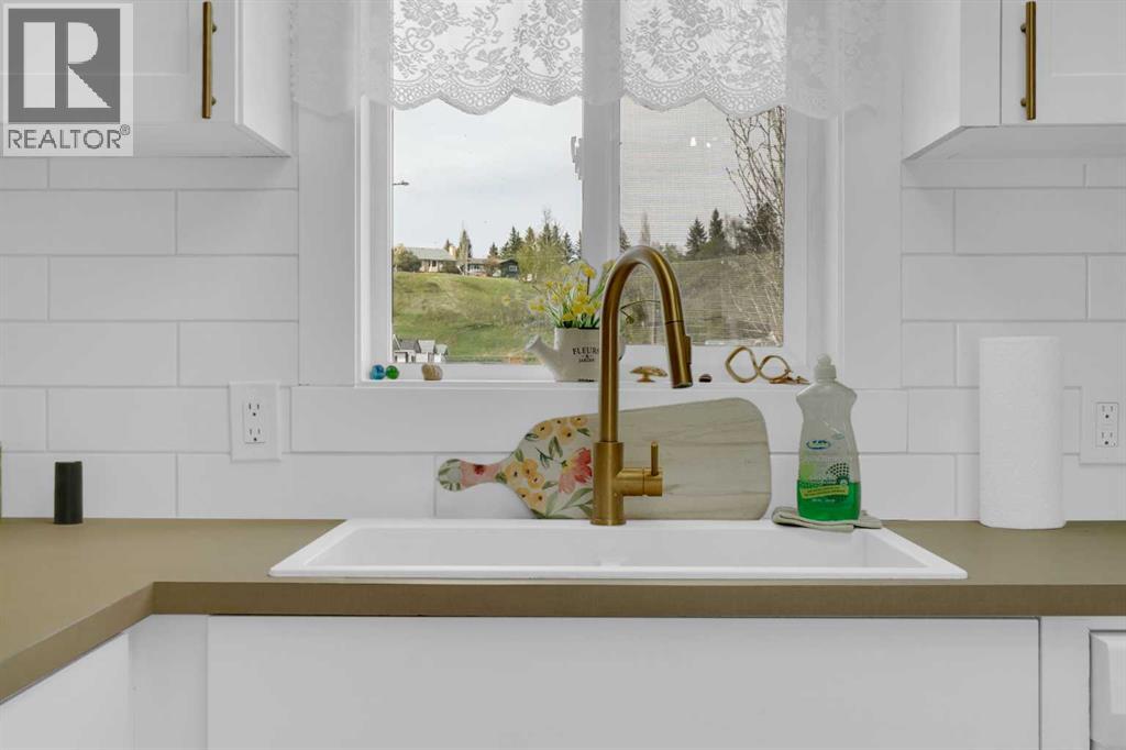 118 Heritage Drive, Okotoks, Alberta  T1S 1M4 - Photo 25 - A2310977