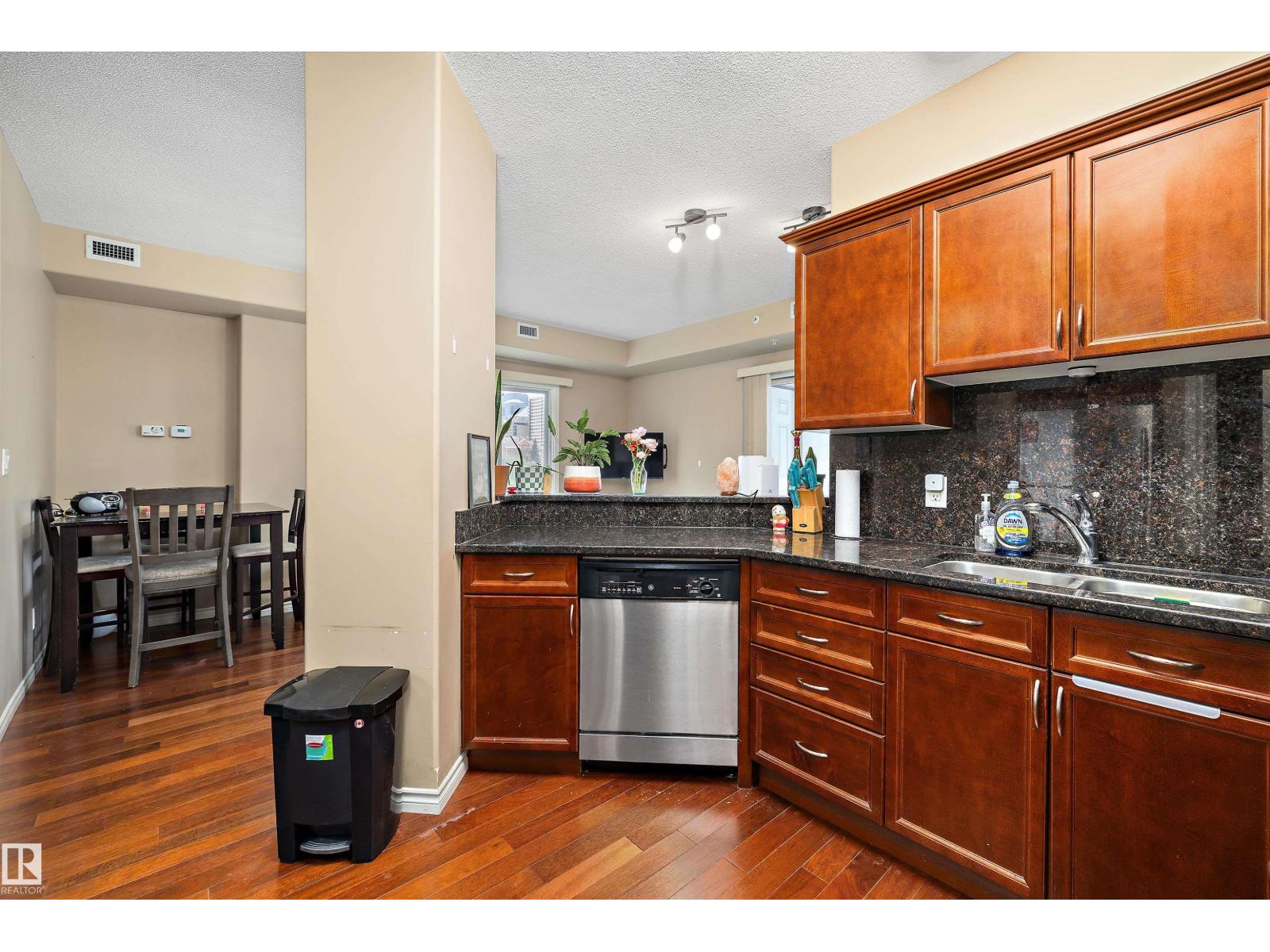 #904 9707 106 St Nw, Edmonton, Alberta  T5K 0B7 - Photo 6 - E4488357