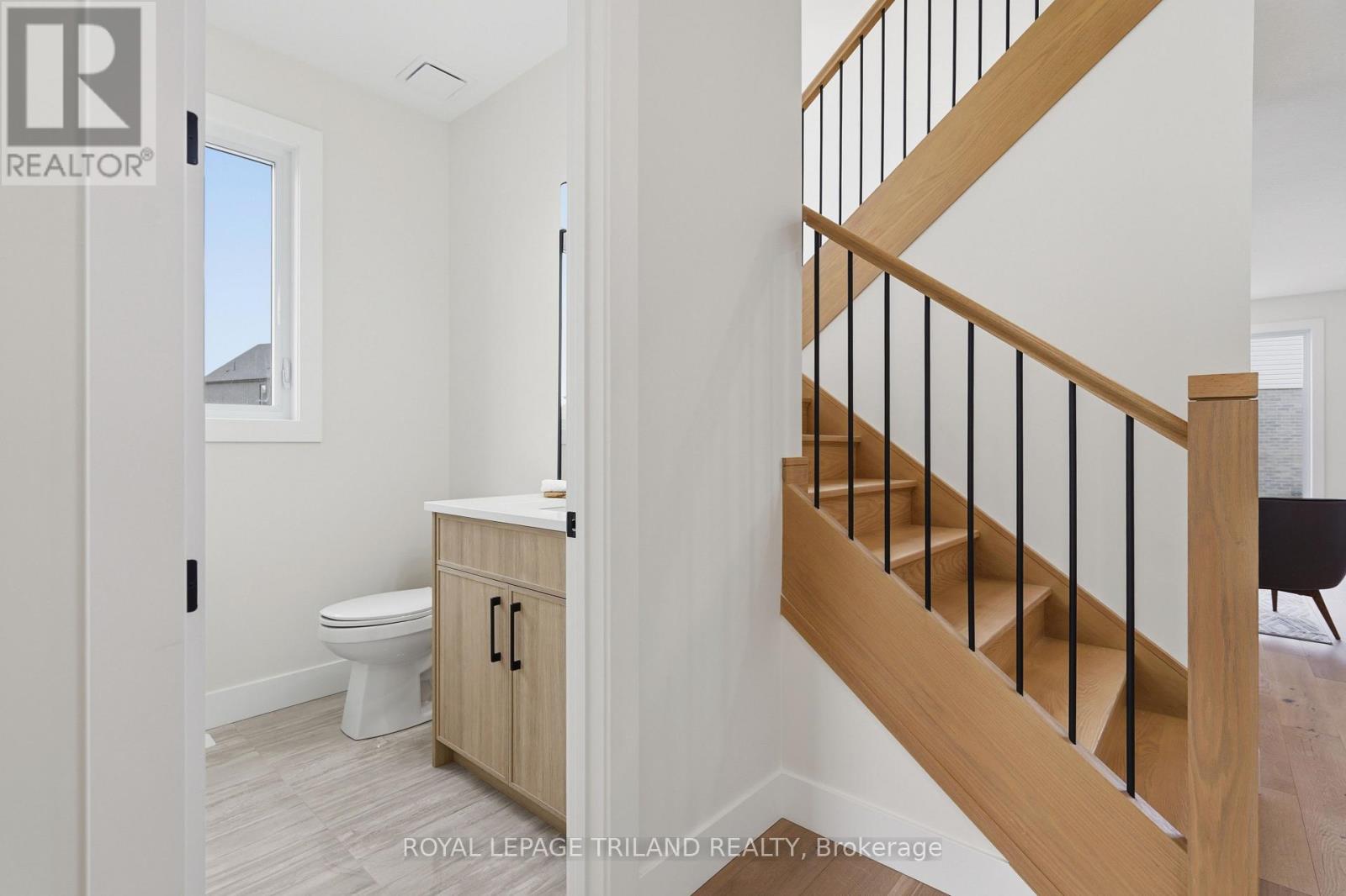4049 Big Leaf Trail, London South, Ontario  N6P 0K2 - Photo 18 - X13139324
