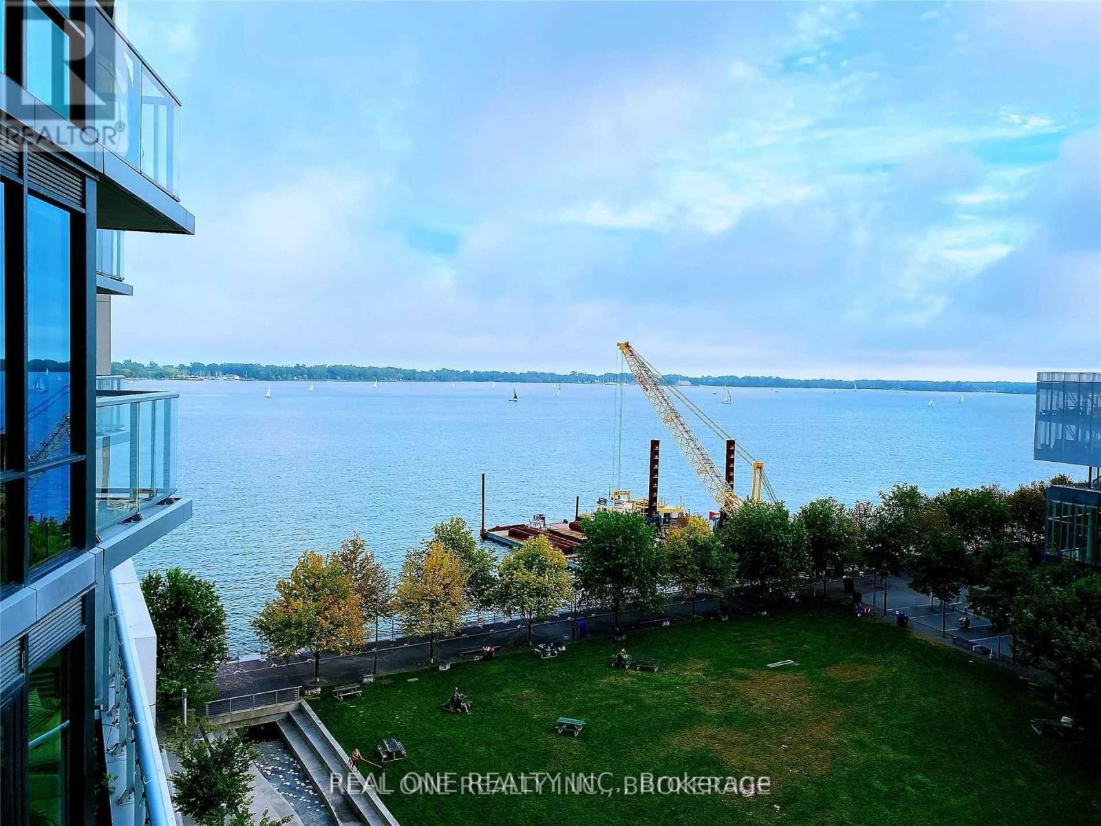 833 - 15 Merchants' Wharf Street, Toronto, Ontario  M5A 0N8 - Photo 4 - C13139312