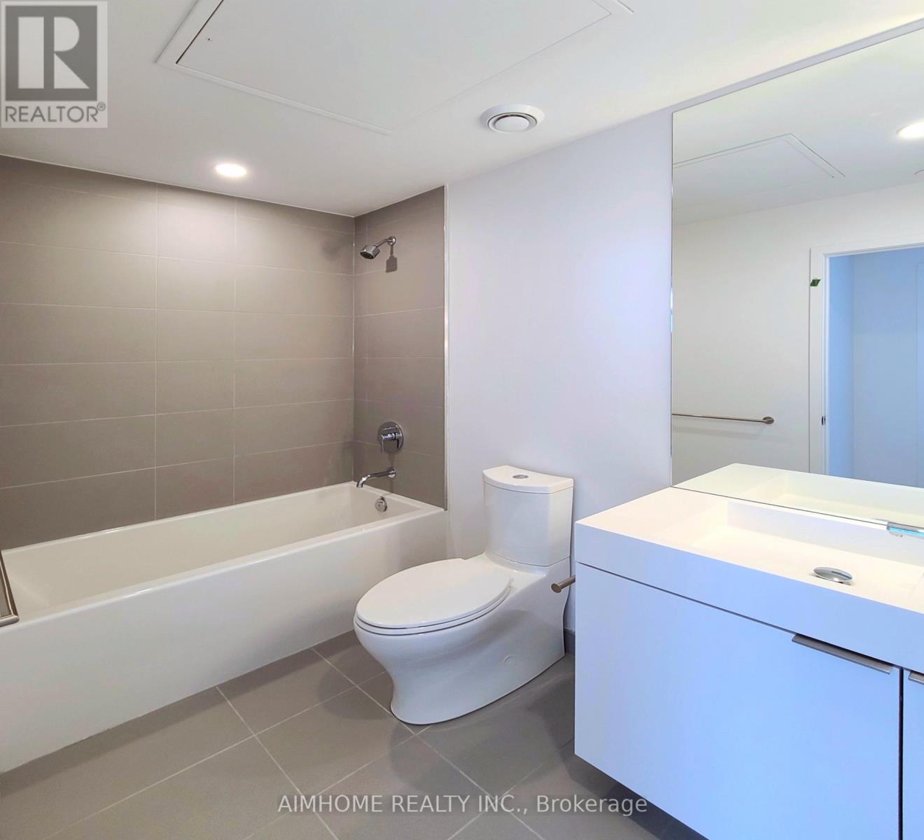 1613 - 33 Helendale Avenue, Toronto, Ontario  M4R 0A4 - Photo 12 - C13139334