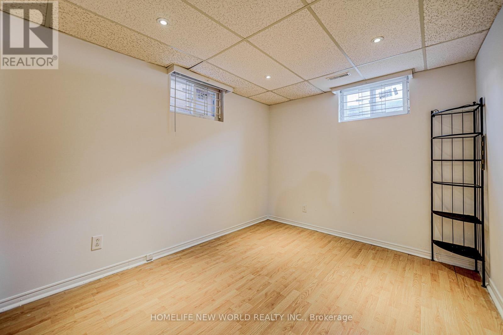 39 Burnt Bark Drive, Toronto, Ontario  M1V 3J6 - Photo 15 - E13139330