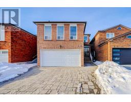 39 BURNT BARK DRIVE, Toronto, Ontario