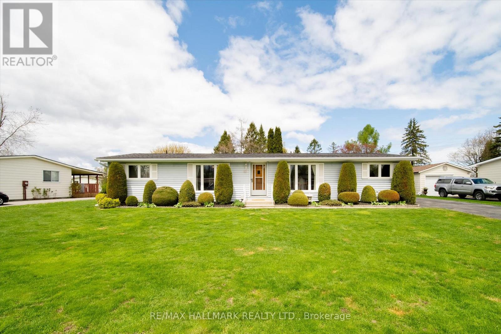 59 Damsel Circle, Georgina, Ontario  L0E 1R0 - Photo 2 - N13126642