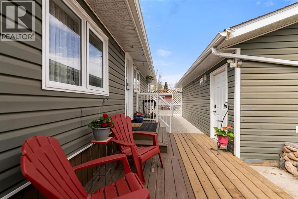 4809 55 Avenue, Camrose, Alberta  T4V 4J6 - Photo 2 - A2311933
