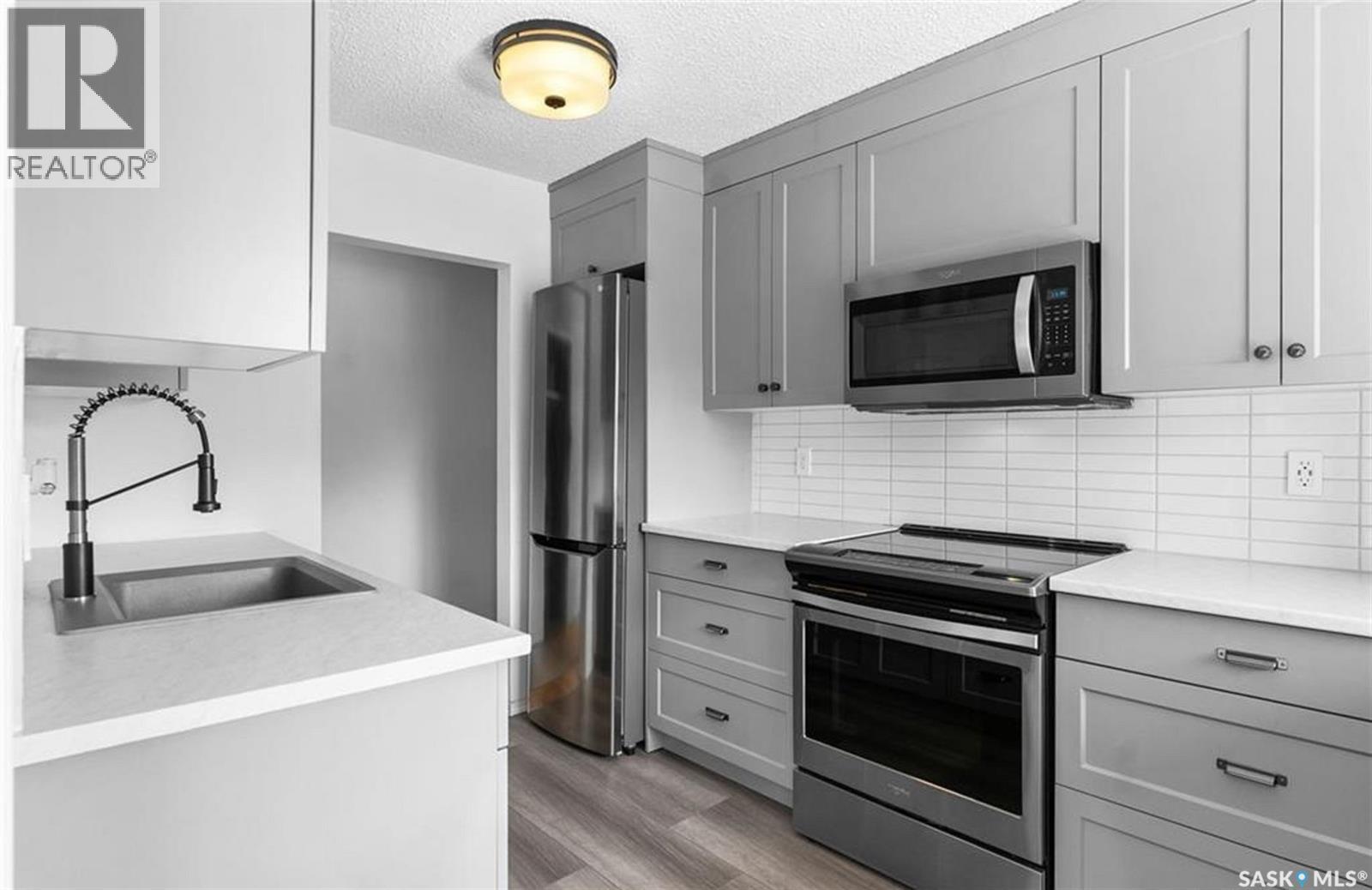 9 605 Wilson Crescent, Saskatoon, Saskatchewan  S7J 2M2 - Photo 10 - SK036242