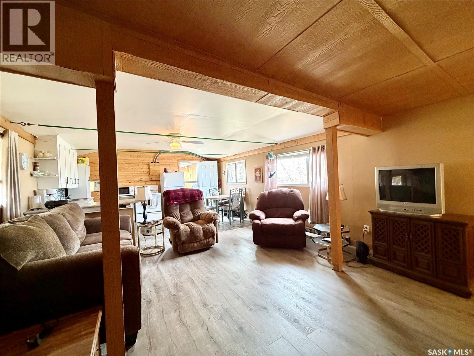 51 Lakeview Road, Grandview Beach, Saskatchewan  S0G 1C0 - Photo 12 - SK036232