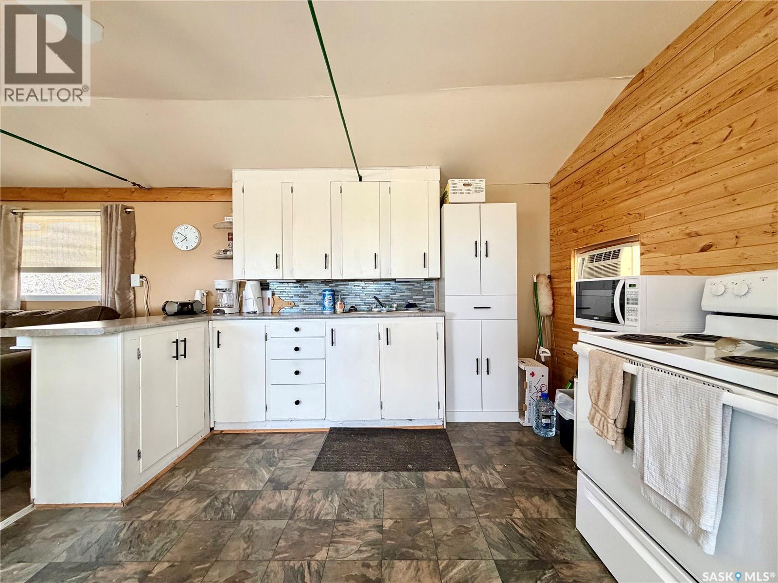 51 Lakeview Road, Grandview Beach, Saskatchewan  S0G 1C0 - Photo 8 - SK036232