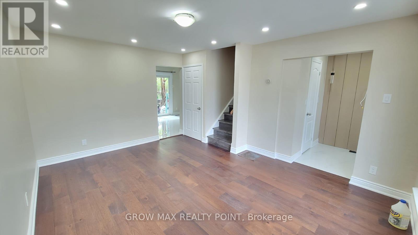 36 Bramhall Circle, Brampton, Ontario  L6V 2G4 - Photo 5 - W13139342