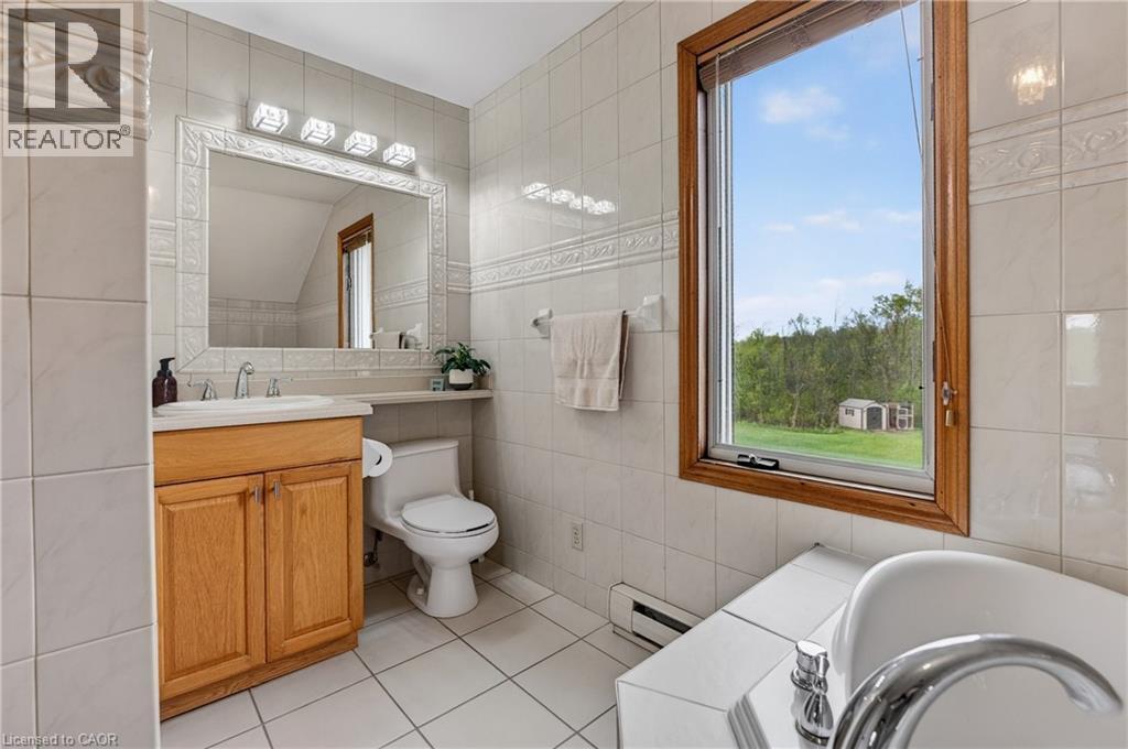 2266 Pettit Road, Fort Erie, Ontario  L2A 5M4 - Photo 27 - 40830684