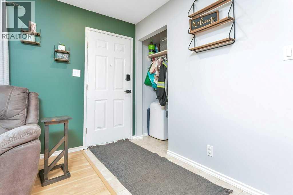 5220 Lawton Avenue, Blackfalds, Alberta  T0M 0J0 - Photo 4 - A2310434