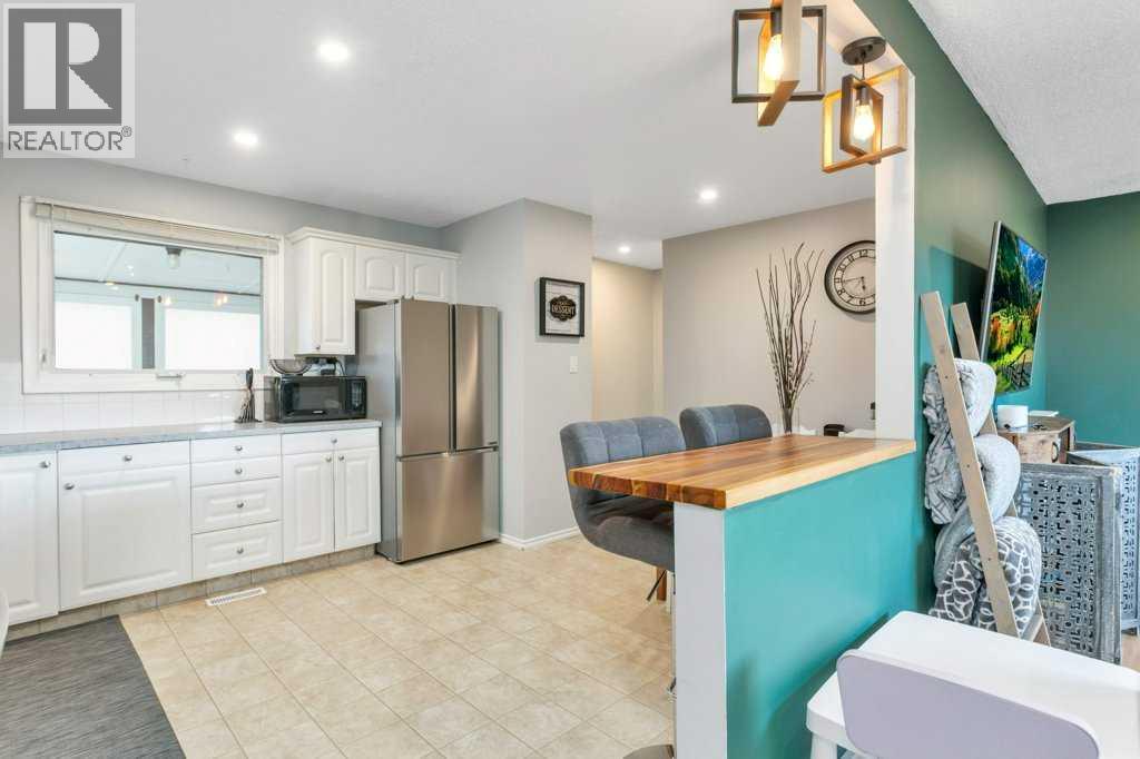 5220 Lawton Avenue, Blackfalds, Alberta  T0M 0J0 - Photo 11 - A2310434