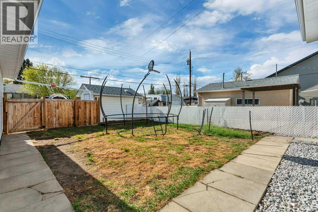 5220 Lawton Avenue, Blackfalds, Alberta  T0M 0J0 - Photo 30 - A2310434