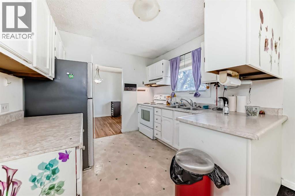 2215 37 Street SW, Calgary, Alberta  T3A 3A5 - Photo 8 - A2308381
