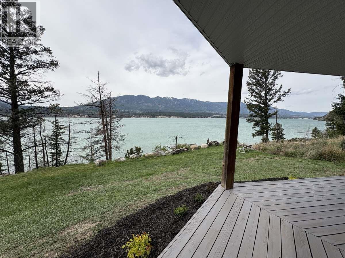 8381 Richardson Crescent, Canal Flats, British Columbia  V0B 1B0 - Photo 38 - 10387785