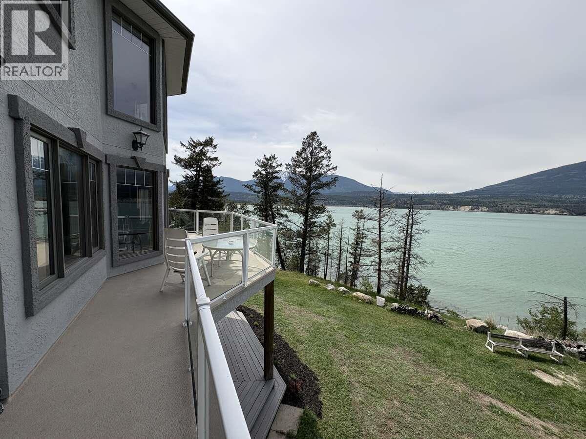 8381 Richardson Crescent, Canal Flats, British Columbia  V0B 1B0 - Photo 20 - 10387785