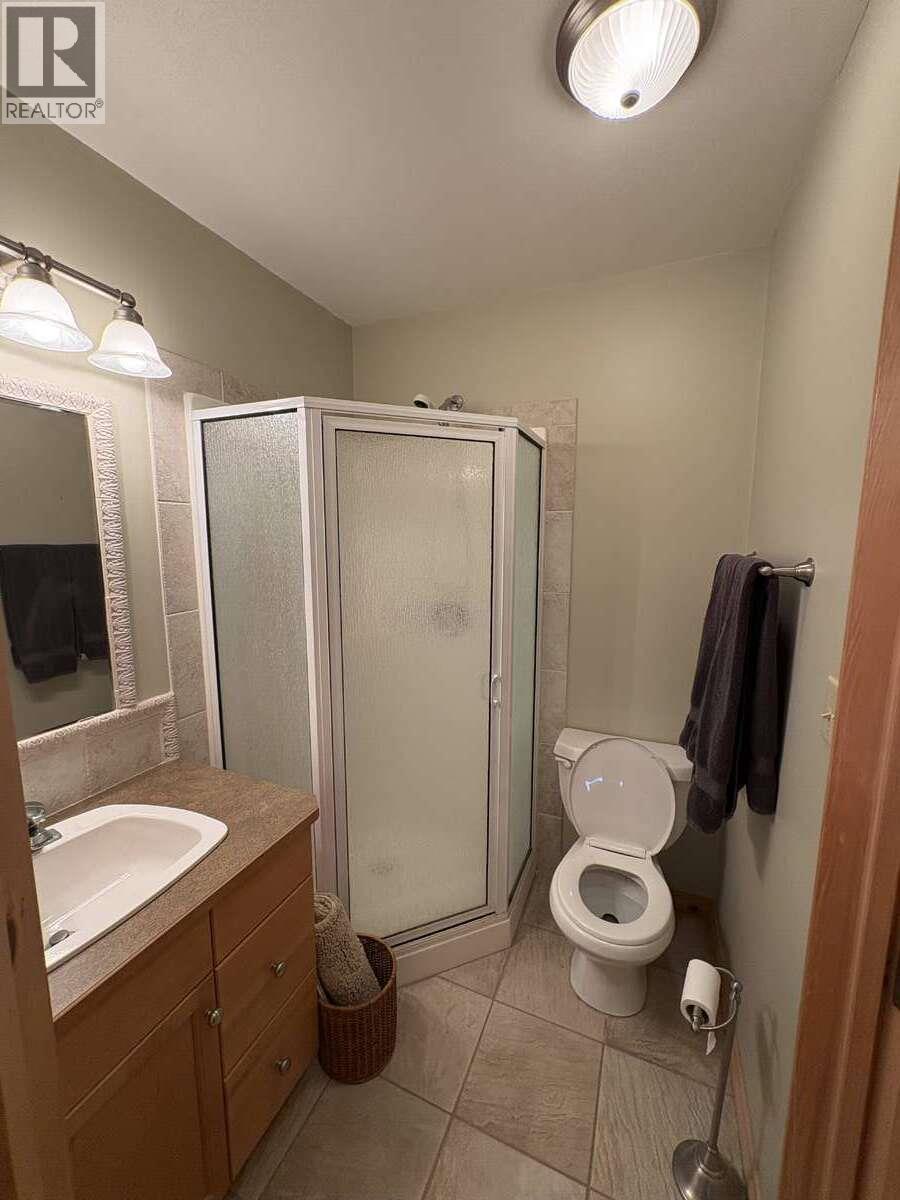 8381 Richardson Crescent, Canal Flats, British Columbia  V0B 1B0 - Photo 32 - 10387785