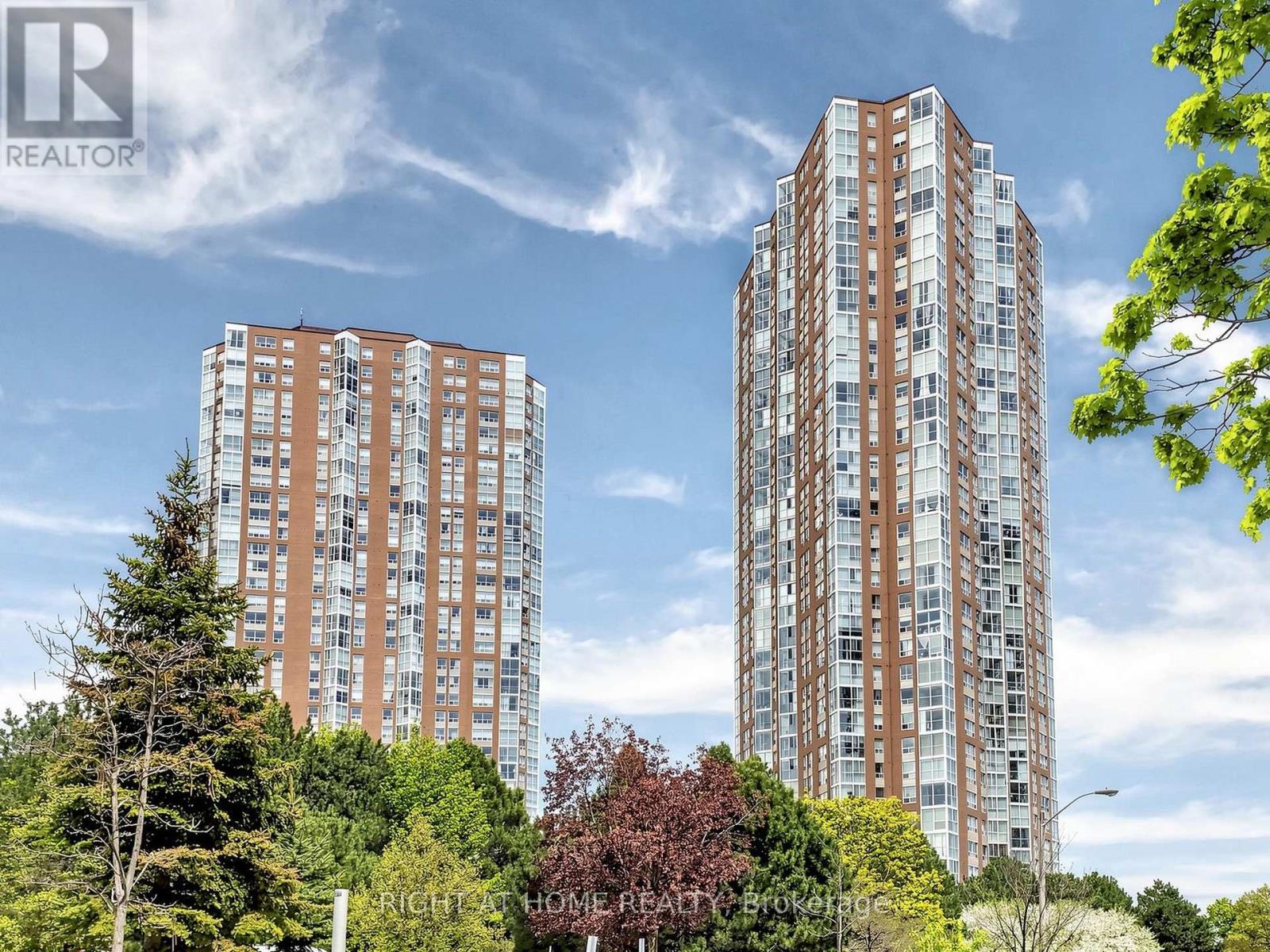 505 - 5 CONCORDE PLACE, Toronto, Ontario