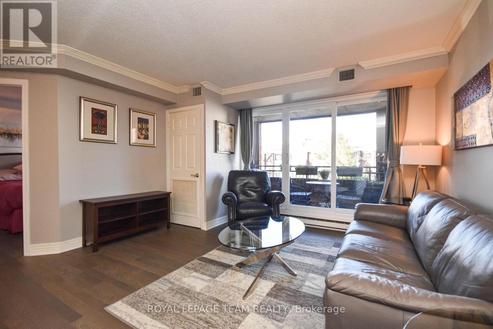 203 - 959 North River Road, Ottawa, Ontario  K1K 3V3 - Photo 4 - X13139358