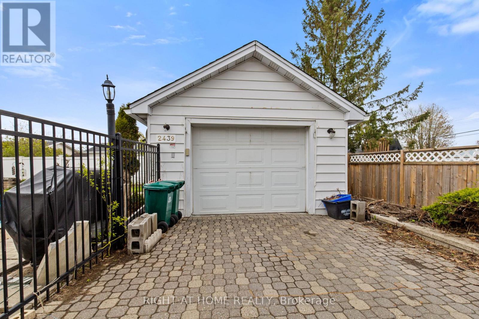2439 Raymond Street, Clarence-Rockland, Ontario  K4K 1K3 - Photo 3 - X13139376