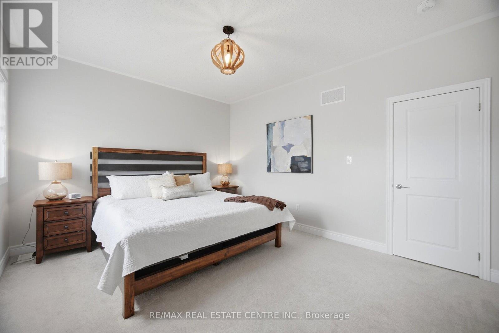 24 Duffel Crescent, Halton Hills, Ontario  L7G 0M1 - Photo 21 - W13121052