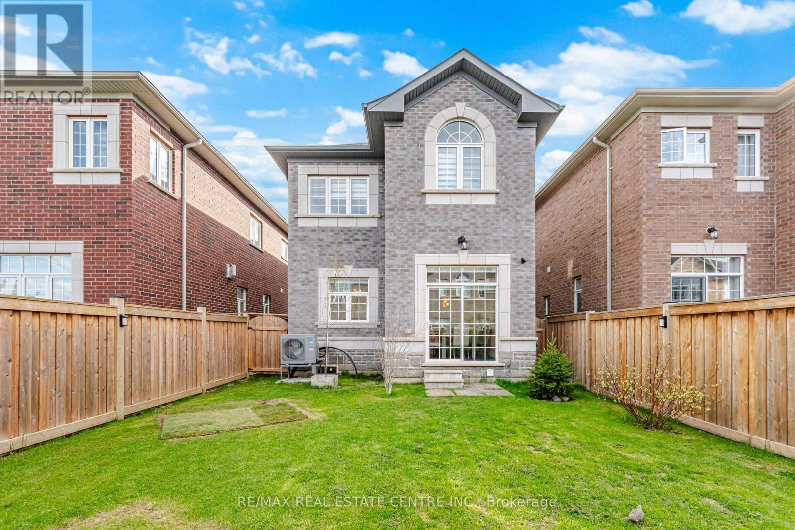 24 Duffel Crescent, Halton Hills, Ontario  L7G 0M1 - Photo 48 - W13121052