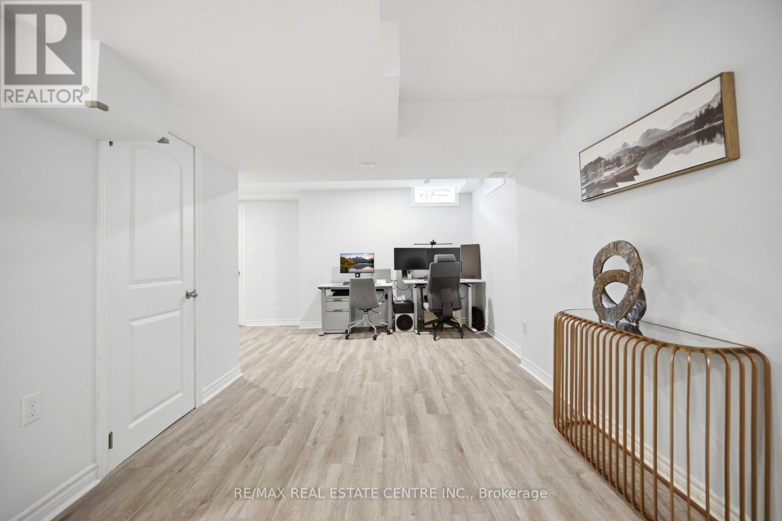 24 Duffel Crescent, Halton Hills, Ontario  L7G 0M1 - Photo 37 - W13121052