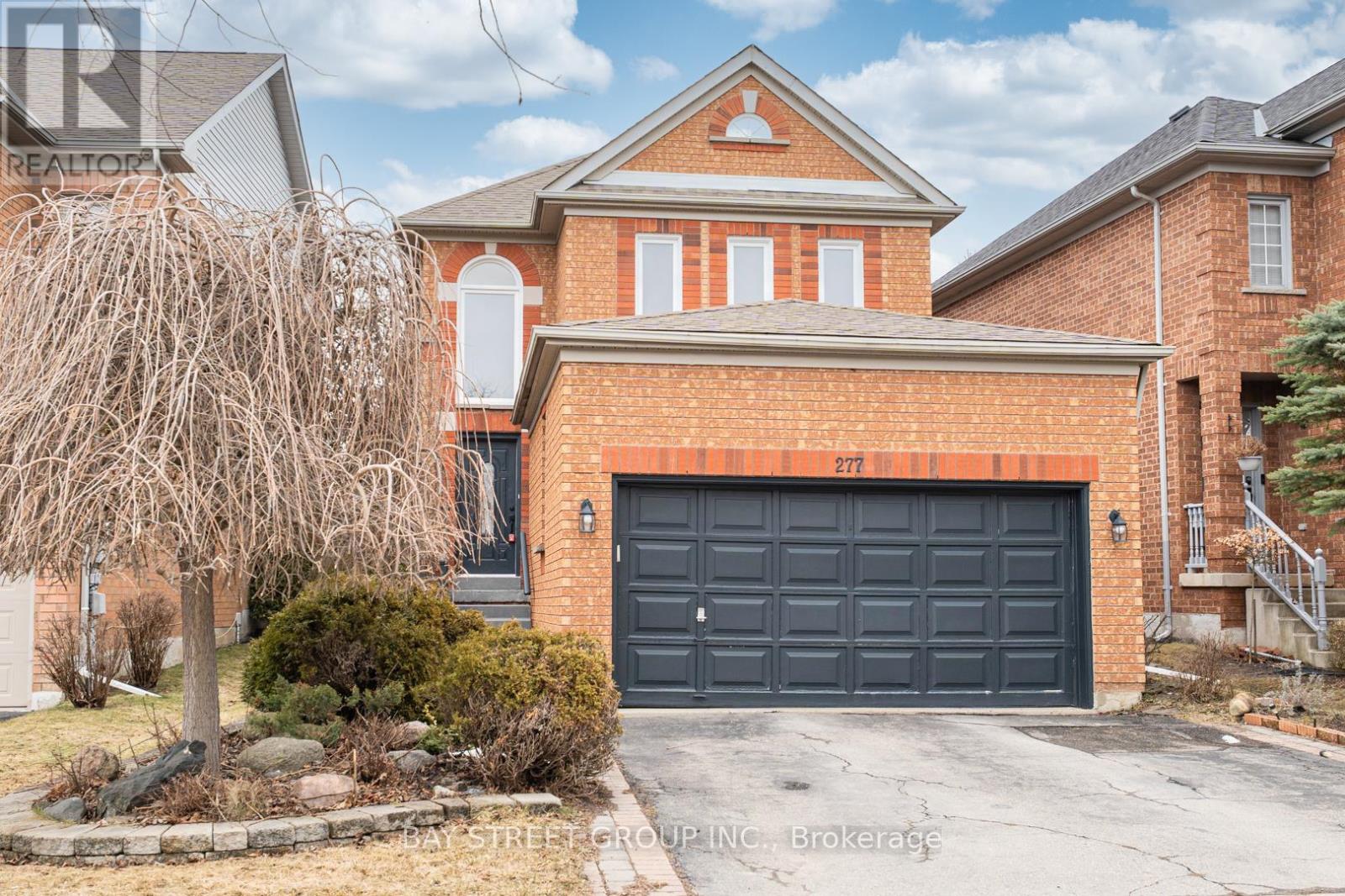 277 Stone Road, Aurora, Ontario  L4G 6Y7 - Photo 2 - N13139372