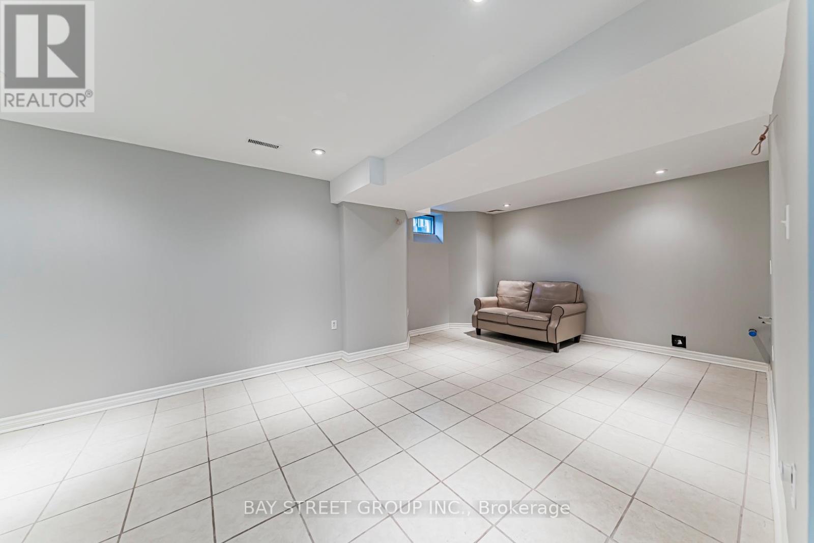 277 Stone Road, Aurora, Ontario  L4G 6Y7 - Photo 25 - N13139372