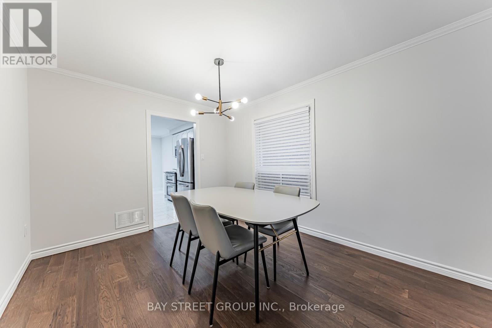 277 Stone Road, Aurora, Ontario  L4G 6Y7 - Photo 5 - N13139372