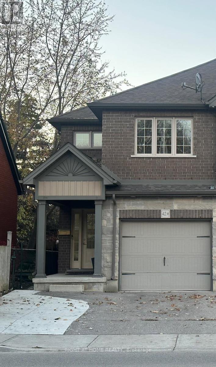 A - 42 St Paul Avenue, Brantford, Ontario  N3T 4E6 - Photo 2 - X13139354