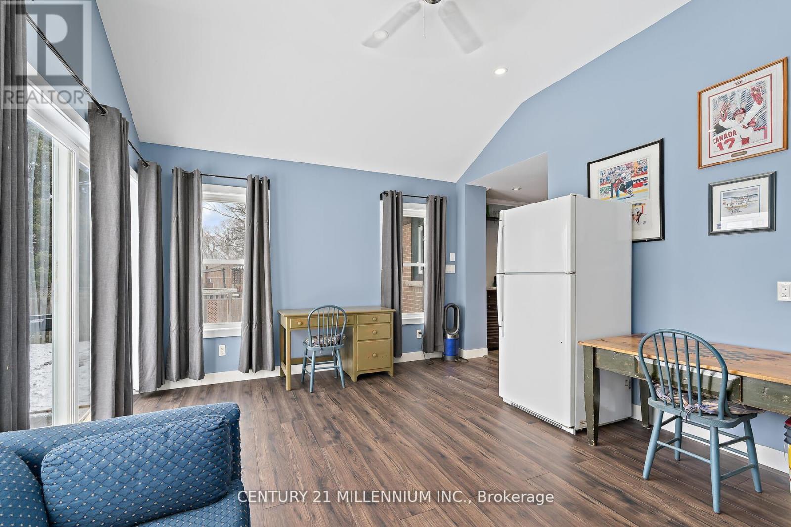 10875 Fifth Line, Halton Hills, Ontario  L7G 4S6 - Photo 15 - W13054772