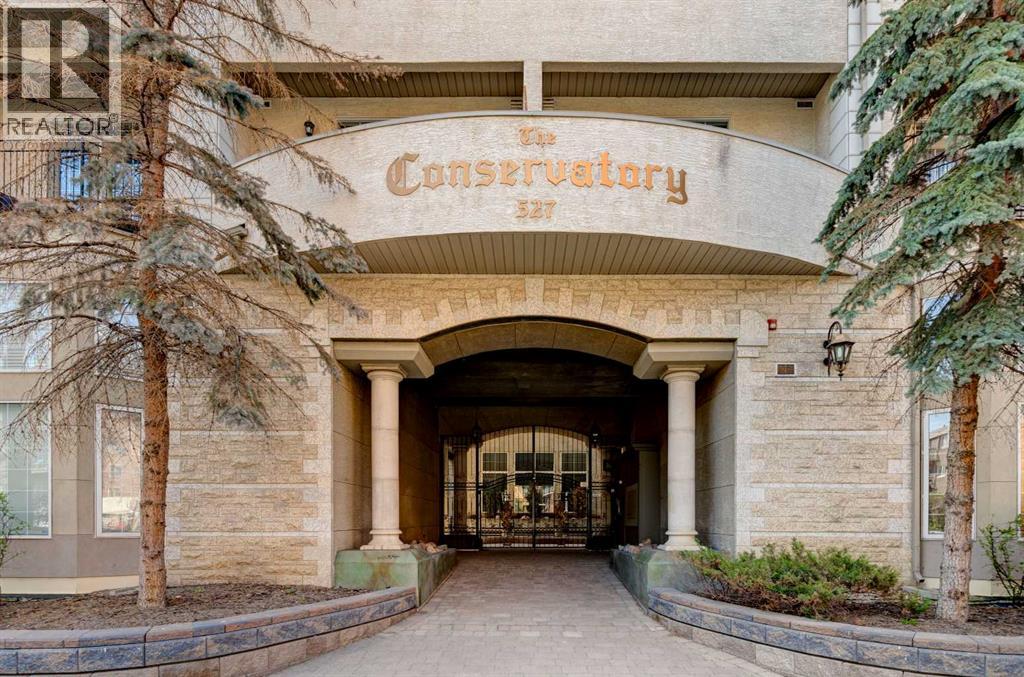 213, 527 15 Avenue SW, Calgary, Alberta