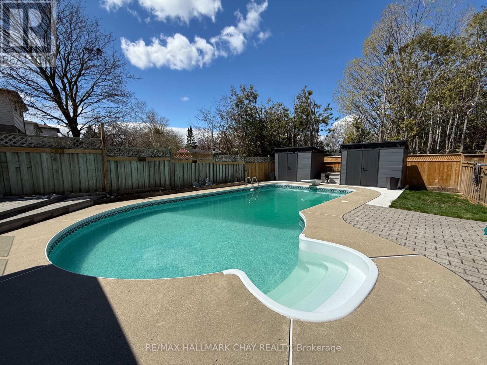 36 Ridgeway Avenue, Barrie, Ontario  L4N 5L2 - Photo 20 - S12892386
