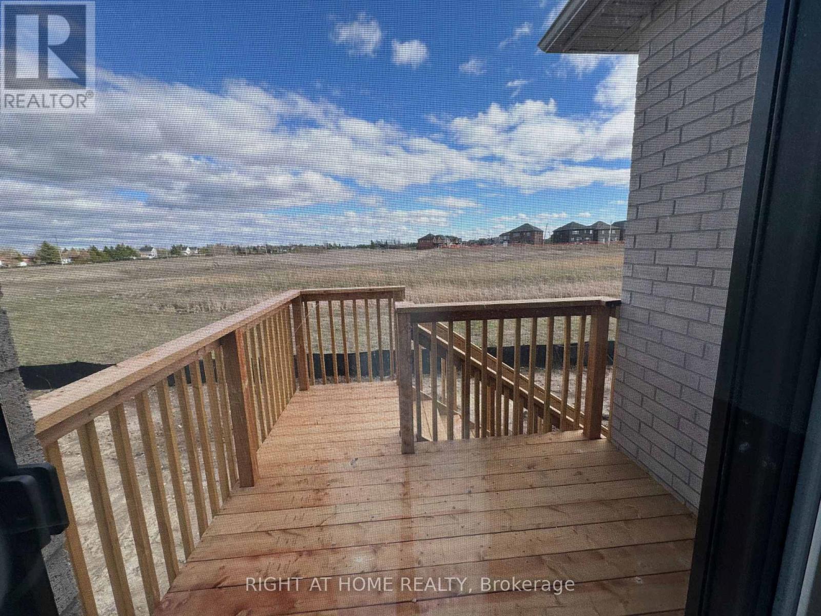 62 Debois St Main Unit Street, Kawartha Lakes, Ontario  K9V 6A9 - Photo 15 - X13131404