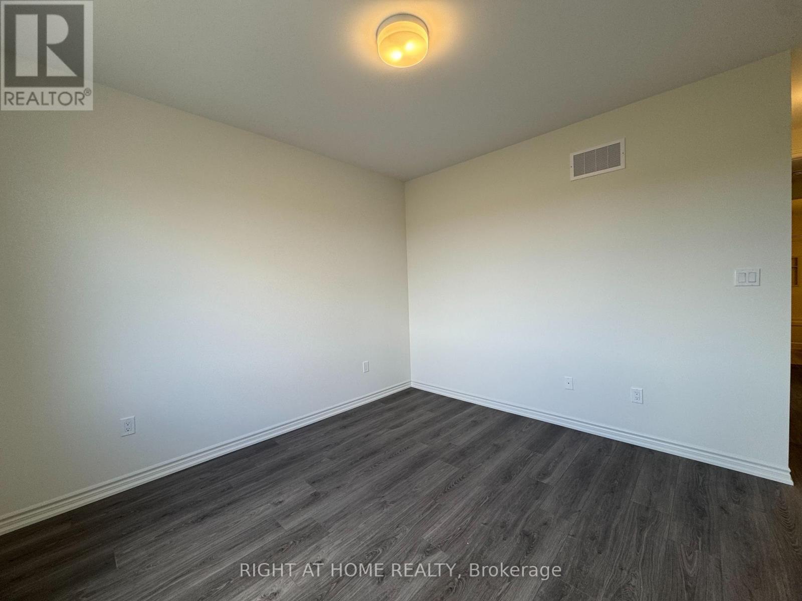 62 Debois St Main Unit Street, Kawartha Lakes, Ontario  K9V 6A9 - Photo 23 - X13131404