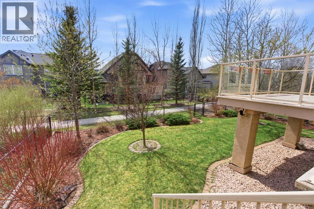 183 Discovery Ridge Way SW, Calgary, Alberta  T3H 5G3 - Photo 34 - A2309044