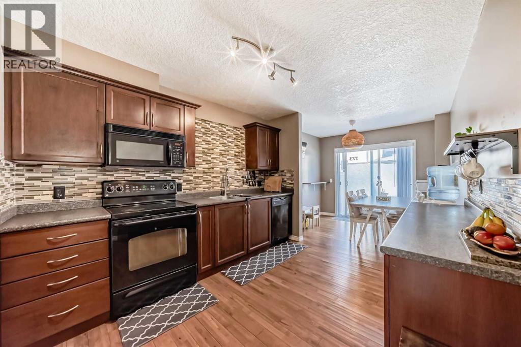 173 Eversyde Common SW, Calgary, Alberta  T2Y 4Z5 - Photo 14 - A2310892