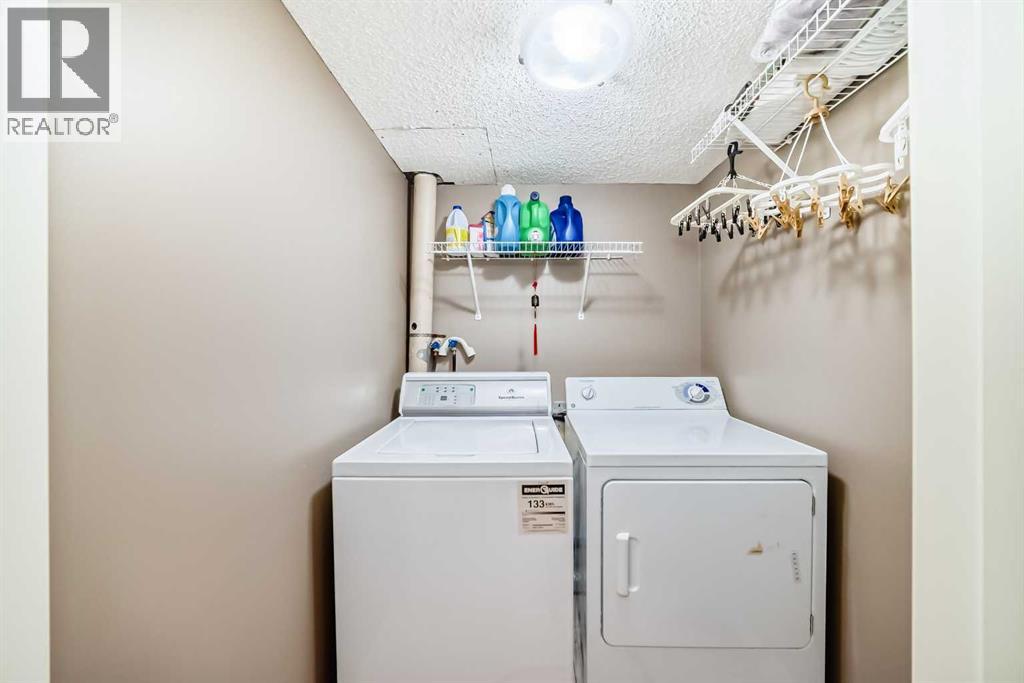 173 Eversyde Common SW, Calgary, Alberta  T2Y 4Z5 - Photo 35 - A2310892