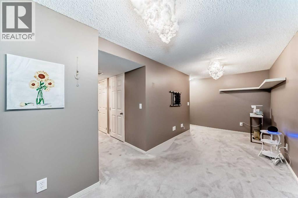 173 Eversyde Common SW, Calgary, Alberta  T2Y 4Z5 - Photo 30 - A2310892