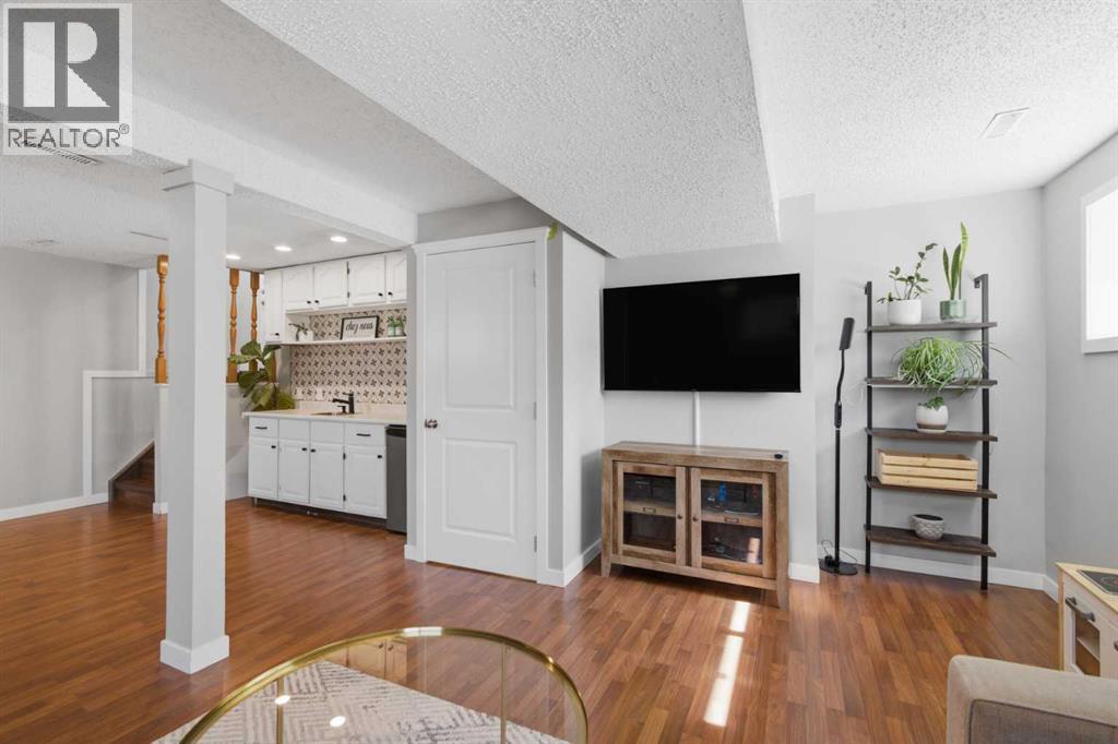 559 Deerpath Court SE, Calgary, Alberta  T2J 6C8 - Photo 29 - A2301646