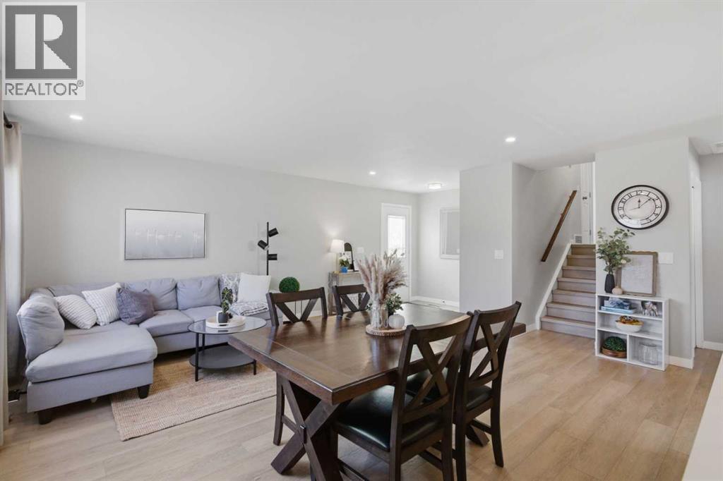 559 Deerpath Court SE, Calgary, Alberta  T2J 6C8 - Photo 8 - A2301646