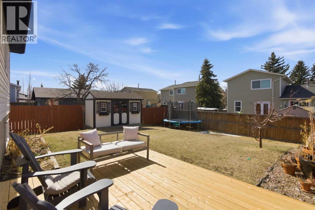 559 Deerpath Court SE, Calgary, Alberta  T2J 6C8 - Photo 36 - A2301646