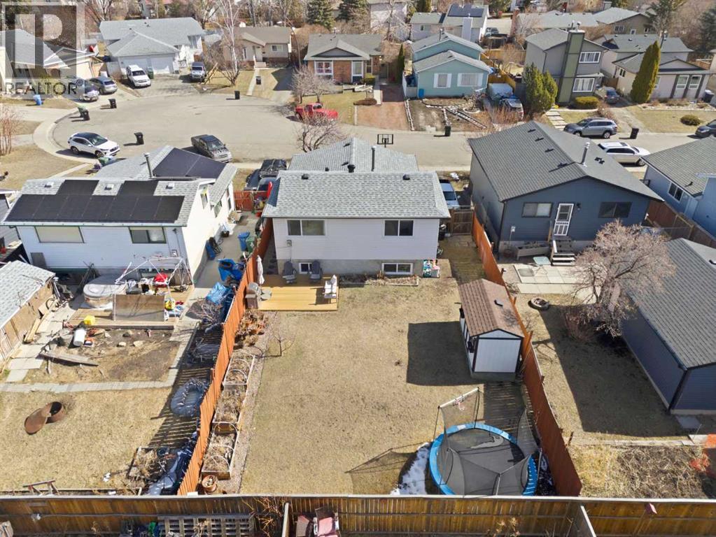 559 Deerpath Court SE, Calgary, Alberta  T2J 6C8 - Photo 37 - A2301646