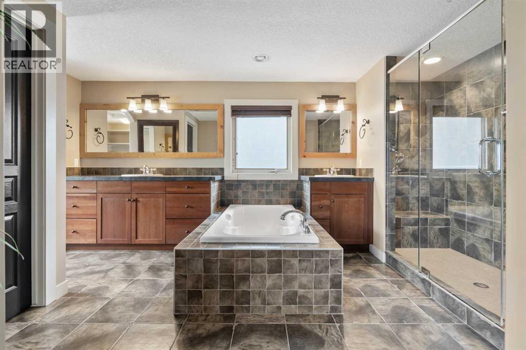 88 Crestridge Way SW, Calgary, Alberta  T3B 5Z2 - Photo 22 - A2308823