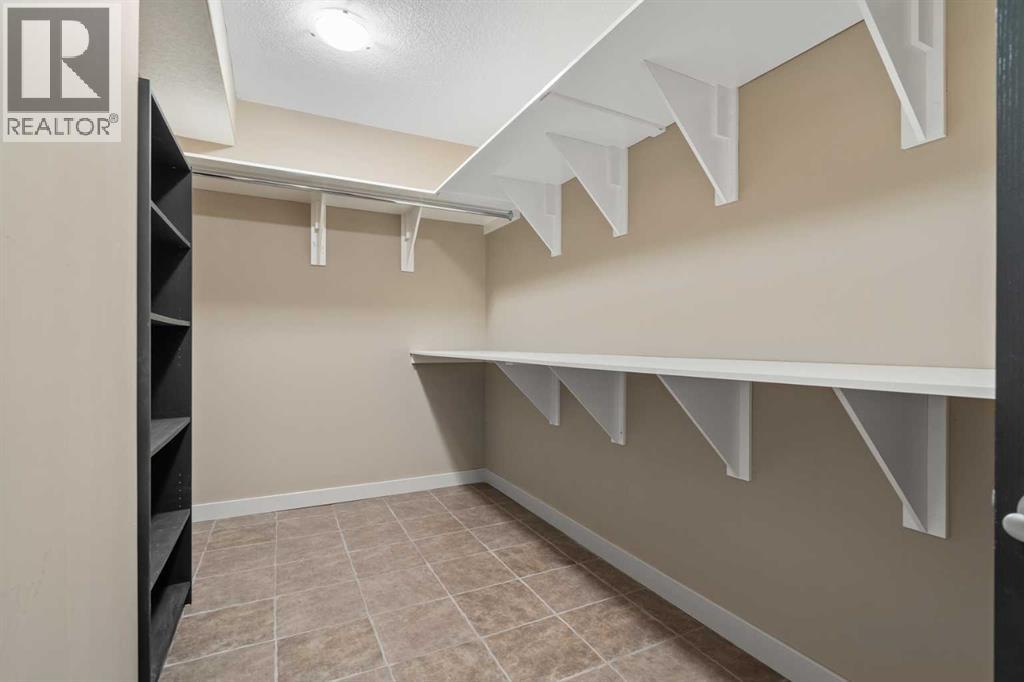 88 Crestridge Way SW, Calgary, Alberta  T3B 5Z2 - Photo 37 - A2308823