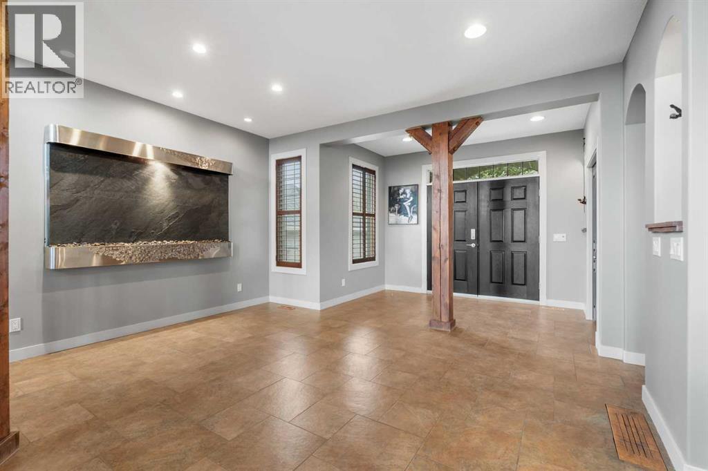 88 Crestridge Way SW, Calgary, Alberta  T3B 5Z2 - Photo 3 - A2308823