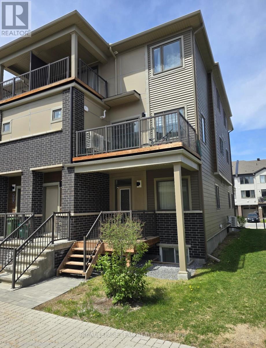 226 ANYOLITE PRIVATE, Ottawa, Ontario