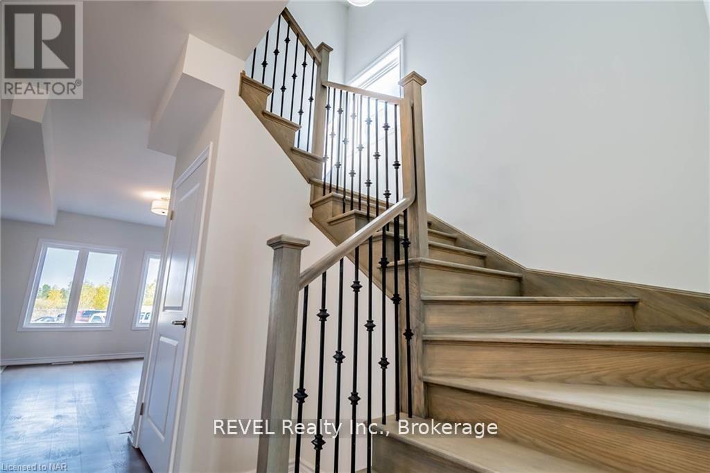 Upper - 77 Renfrew Trail, Welland, Ontario  L3C 0K2 - Photo 18 - X13139412